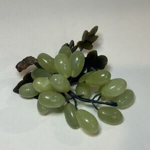 Vintage Green Natural Stone Grape Cluster Bunch Fruit with Carved Leaves